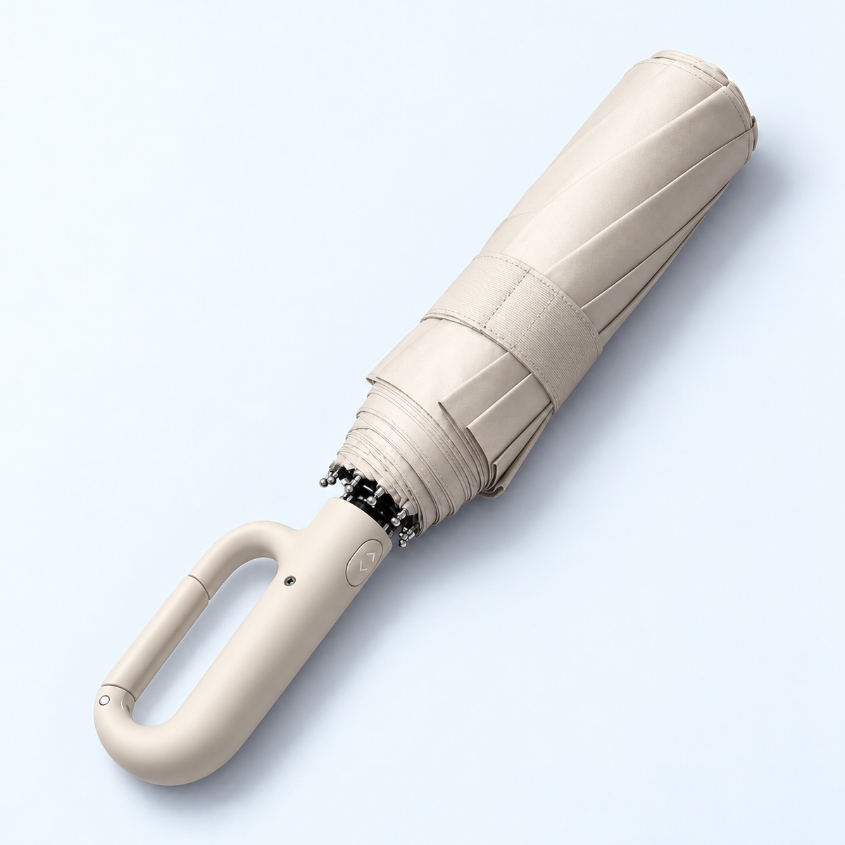 Para+™ – Extra sterke stormparaplu. Haak vast en neem mee.